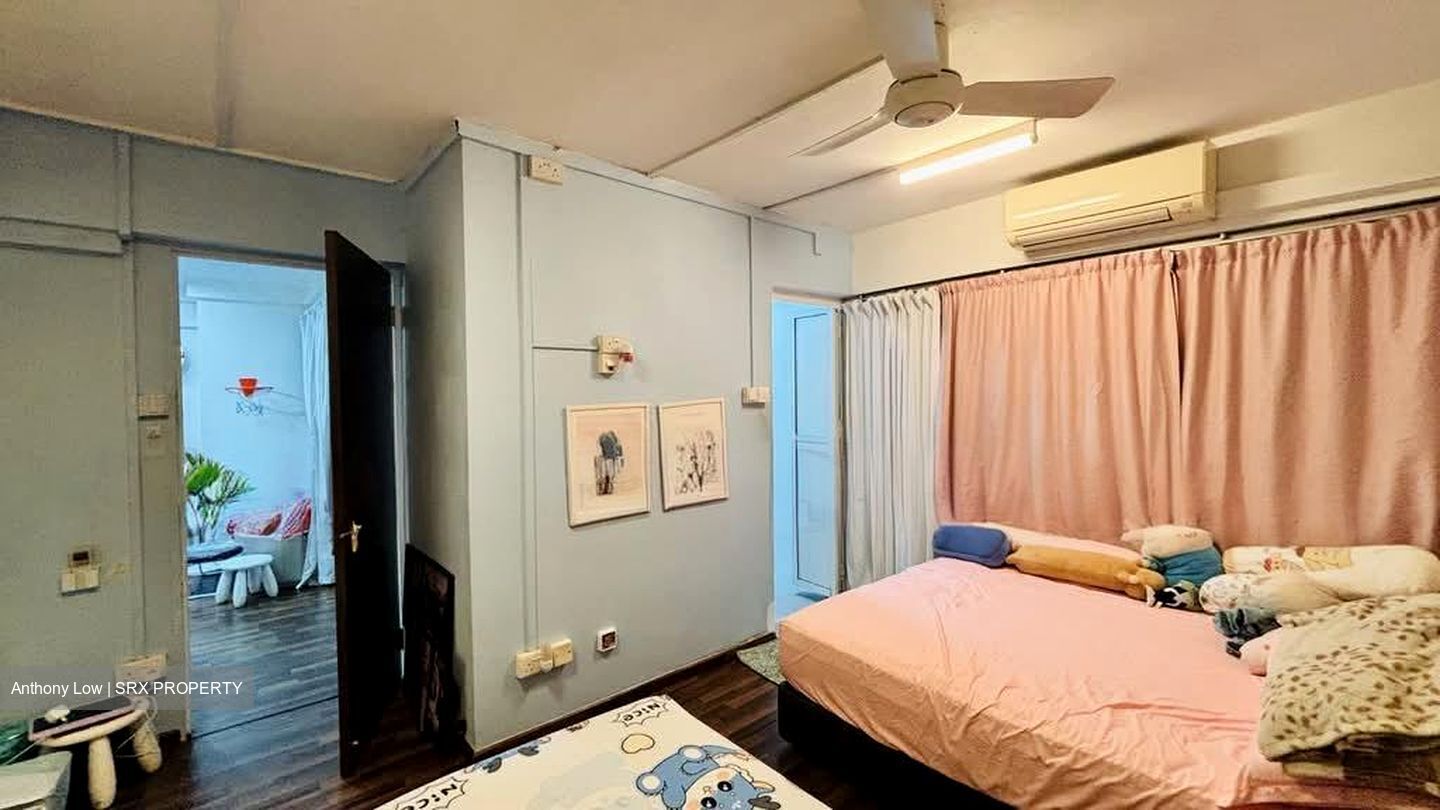 Blk 304 Fuchun Neighbourhood Centre (Woodlands), HDB Executive #567594401
